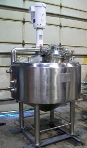 bcast_156_gallon_kettle_with_admix_mixer.jpg